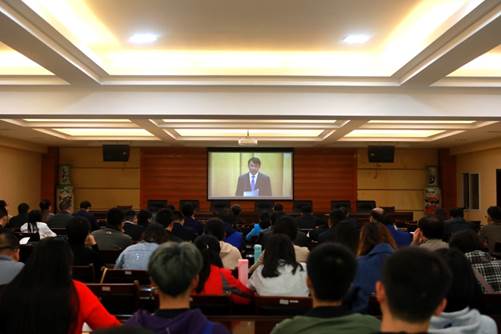 说明: f:\2014起文件收发处理\2018\自治区教育厅办公室关于组织收看2018年全国科学道德和学风建设宣讲教育报告会的通知\报教育厅\伟德bv1946官网组织收看2018年全国科学道德和学风建设宣讲教育报告会统计表报教育厅定稿\20181016报告会520会室学校层面组织收看.jpg