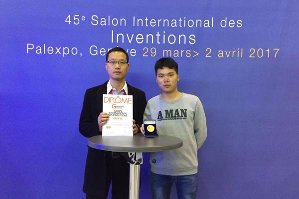 说明: http://news.guat.edu.cn/__local/5/90/C8/C56107FAA1D37904447274358C9_0B07CB22_12BC9.jpg